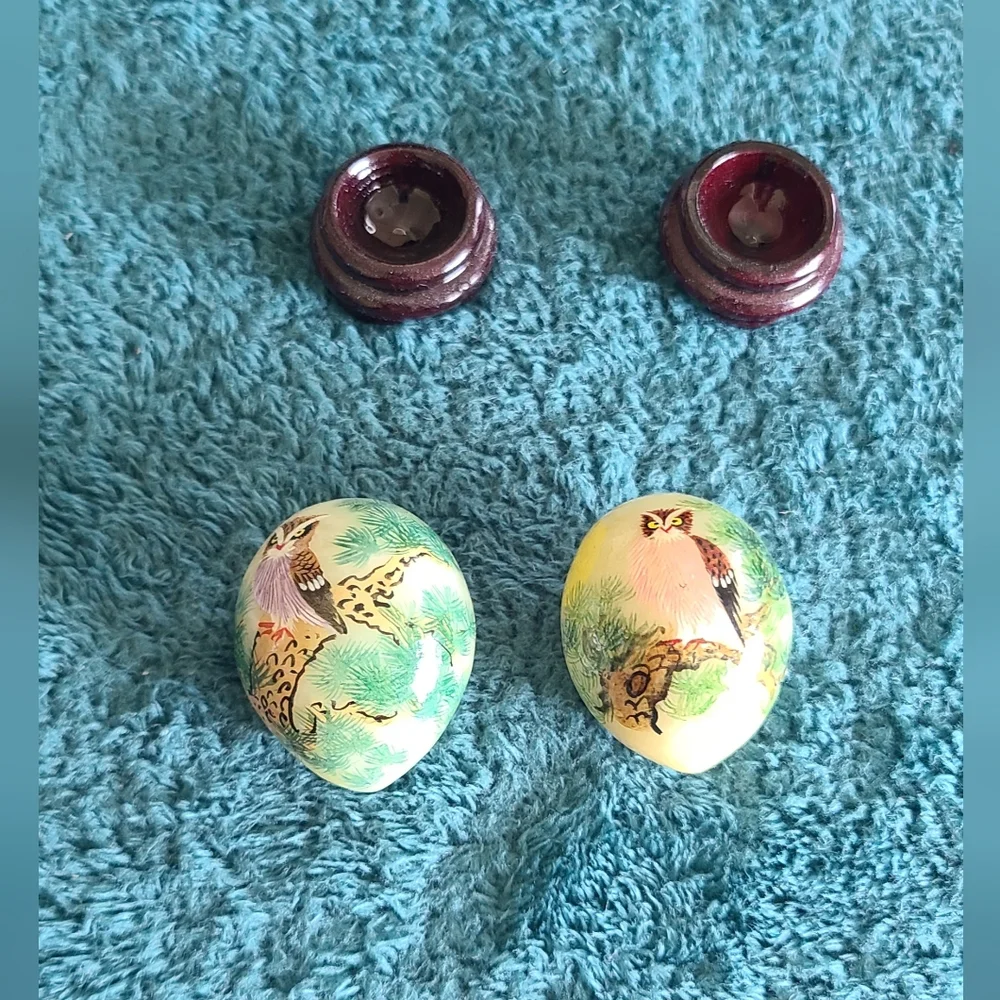 Jade Hand-Painted Owl Eggs - Picture 6 of 9